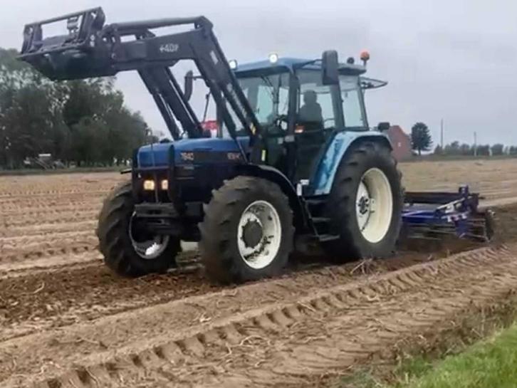 Ford 7840 SL landbouwtractor met diepwoeler en rol, Zakelijke goederen, Landbouw | Tractoren