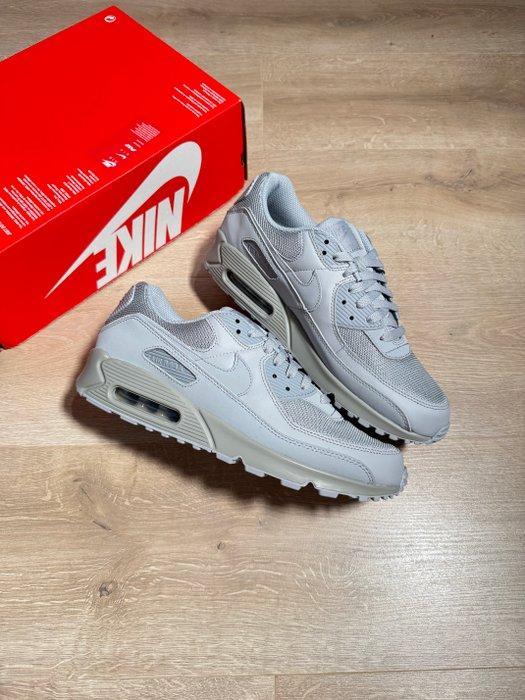 Nike - Sneakers - Taille : EU 44.5 - Neuf avec étiquette, Kleding | Heren, Schoenen