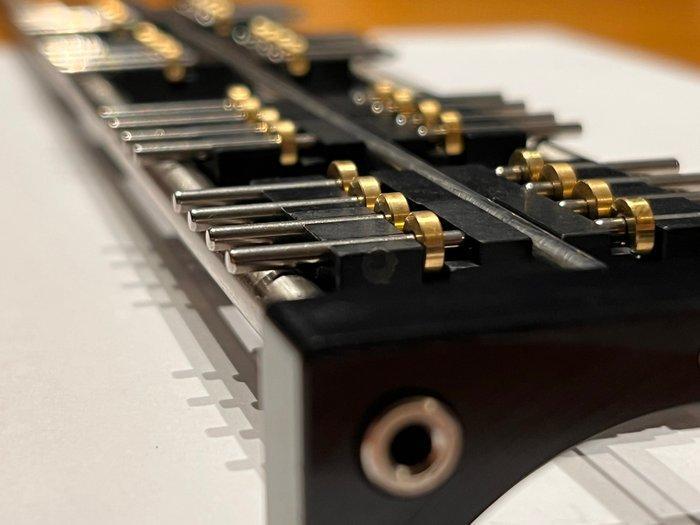 D-Marin H0 - Model treinbevestiging (1) - Rollenbank met, Hobby en Vrije tijd, Modeltreinen | H0