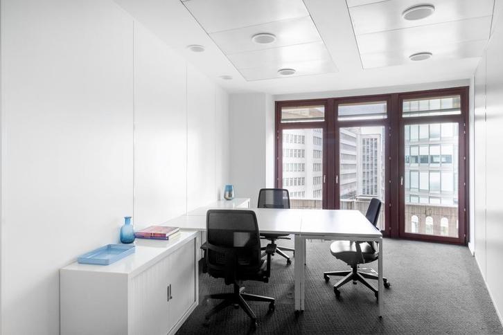 Kantoorruimte voor 5 in Central Station, Zakelijke goederen, Bedrijfs Onroerend goed
