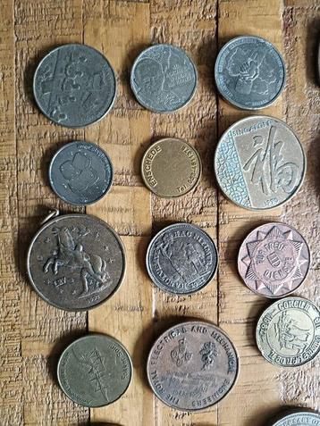 Wereld. Lot de plus ou moins 165 médailles differentes beschikbaar voor biedingen