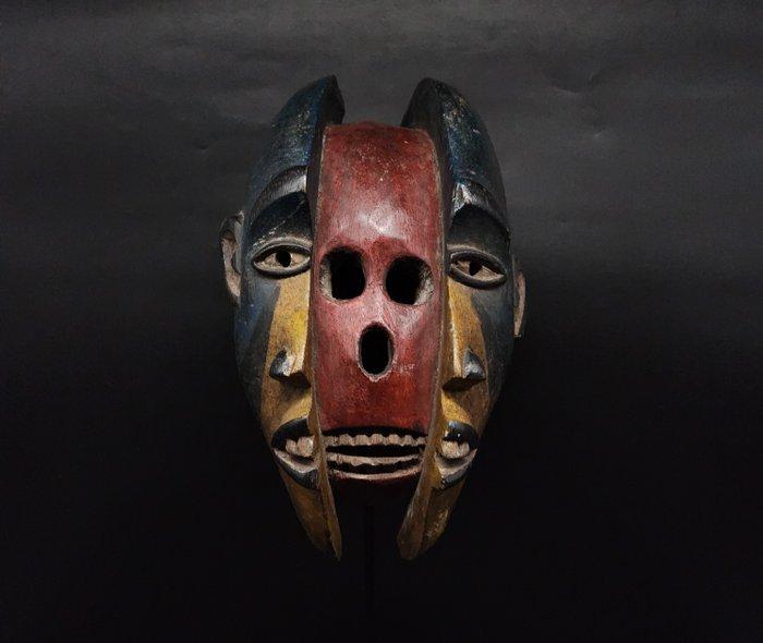 Prachtig - Masker - kongo - DR Congo (Zonder minimumprijs), Antiek en Kunst, Kunst | Niet-Westerse kunst