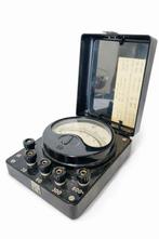 Voltmètre de laboratoire ancien Ateliers DA et Dutilh -