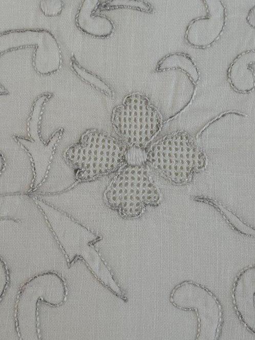 ricami fatti a mano - Laken (3) - 268 cm - 242 cm - lakens, Antiek en Kunst, Antiek | Tapijten, Tafelkleden en Textiel