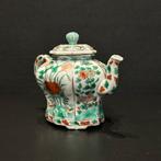 Theepot - Porselein - fam. verte Kangxi theepot