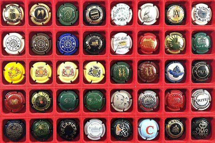 Collectie champagnecapsules - Grote partij capsules van de, Antiquités & Art, Antiquités | Jouets