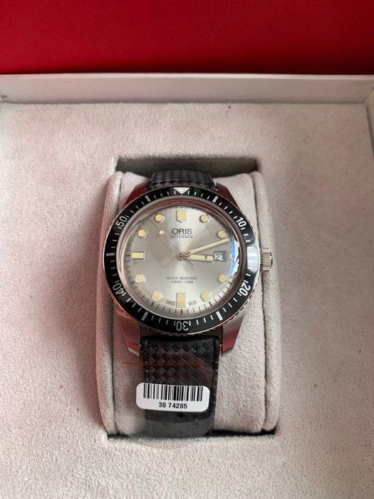 Oris - Divers Sixty-Five - 017337720 - Heren - 2020+, Handtassen en Accessoires, Horloges | Heren
