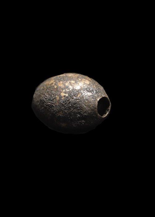 Oude Egypte, Nieuwe rijk Zilver Kleine kraal (Zonder, Antiek en Kunst, Antiek | Overige Antiek