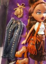 Bratz - Poupée Barbie Yasmin- Collection STRUT IT - Bratz