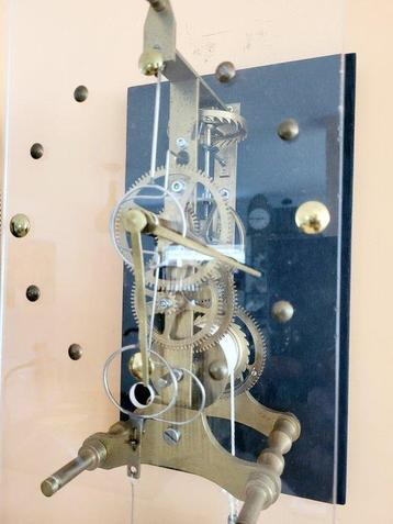 Comtoise skeletklok - brons, messing, kunsstof, hout. -