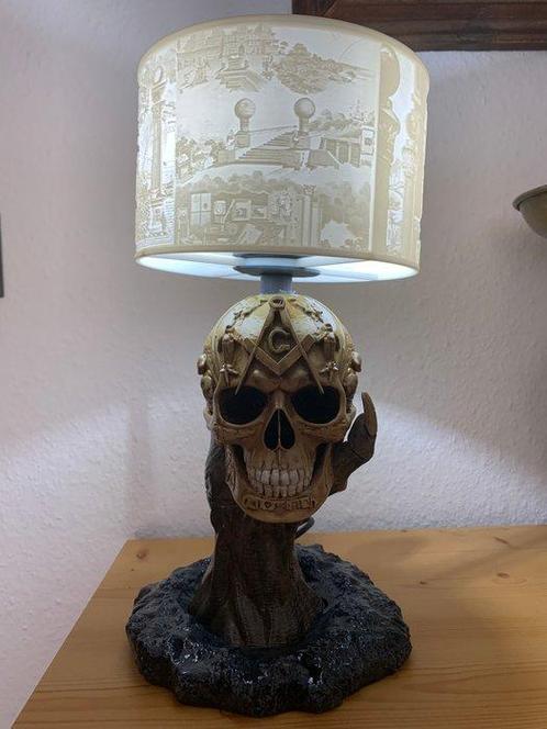 Allemagne - La lampe en forme de crâne du Maître Maçon, Verzamelen, Militaria | Algemeen