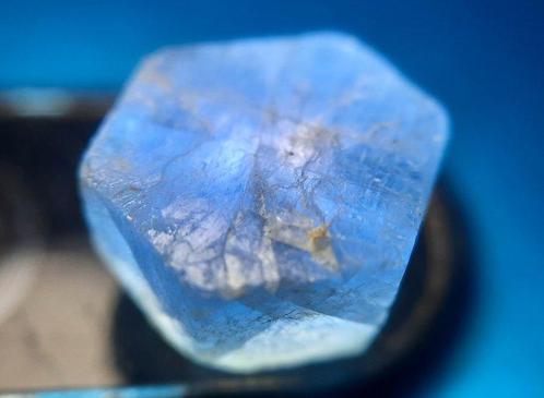 101,4 ct Onbehandelde saffier - Ruw- 20.28 g, Verzamelen, Mineralen en Fossielen