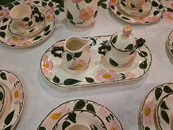 Villeroy & Boch - Eetservies voor 6 (22) - Porselein -, Antiek en Kunst, Antiek | Meubels | Tafels