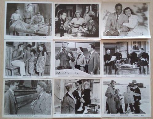 Lot of 300 - Movie stills, photos, mini-lobby cards (1950s), Verzamelen, Film en Tv