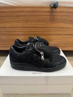 Prada - Low-top sneakers - Maat: Shoes / EU 37.5, UK 4,5, US