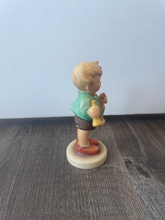 Goebel - M.I. Hummel - Statuette, Jongen met houten paard -, Antiek en Kunst, Curiosa en Brocante