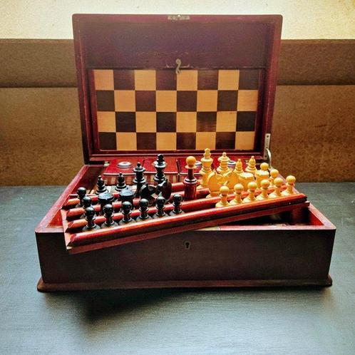 Jeu déchecs - Victoriaans Games Compendium, Antiek en Kunst, Curiosa en Brocante