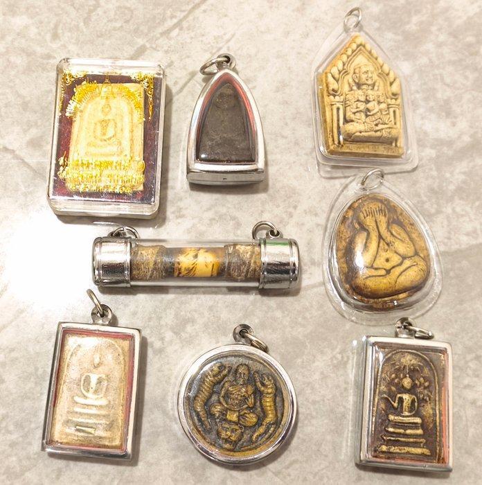 8 Boeddhistische Amuletten - Thailand (Zonder Minimumprijs), Antiek en Kunst, Kunst | Niet-Westerse kunst