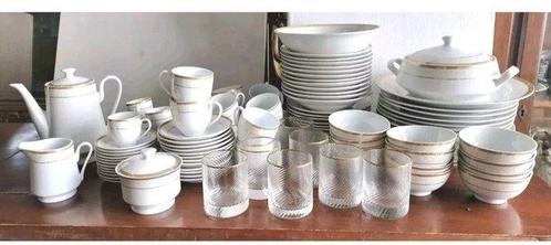 Service de table (86) - marché mondial - Porcelaine -, Antiek en Kunst, Antiek | Meubels | Tafels