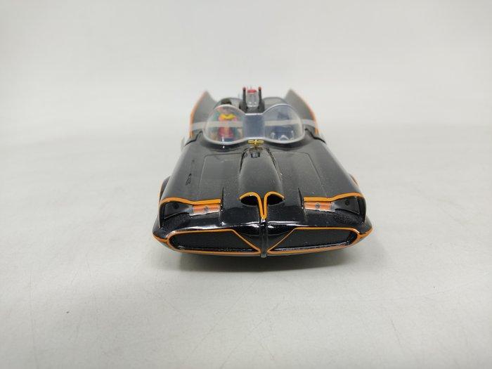 Jada Toys 1:24 - Modelauto - Batmobile Classic TV Series, Hobby & Loisirs créatifs, Voitures miniatures | 1:5 à 1:12