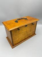 schitterende decoratieve postvakje kist - Poitrine - Bois, Antiek en Kunst