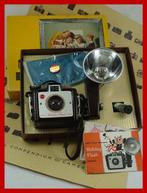 Kodak Brownie Holiday Flash bakeliet outfit in een zeer, Audio, Tv en Foto, Nieuw