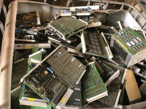 Wij kopen jouw oude printplaten aan kiloprijs !!!, Computers en Software, Servers