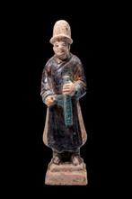 Oud-Chinees, Ming-dynastie Aardewerk mannelijke dienaar