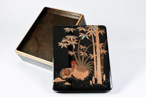 Boîte - Boîte à documents Maki-e avec poulets et bambou –, Antiek en Kunst, Antiek | Overige Antiek