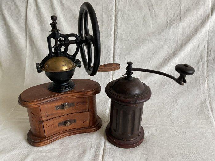 Peugeot Frères - Koffiemolen (2) - Set van 2 antieke, Antiek en Kunst, Antiek | Keukengerei