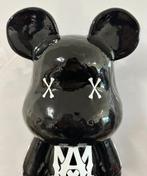 Daluxe Art (1999) - Amiri Bearbrick • XL, Antiek en Kunst