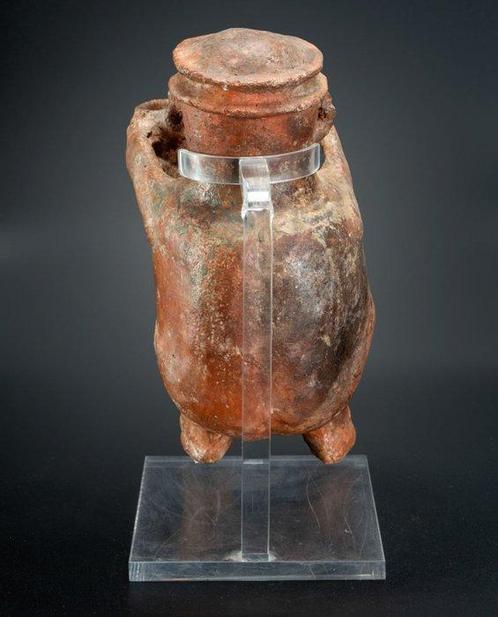 Precolumbiaans. Vicus Keramisch antropomorf vat Met Spaanse, Verzamelen, Mineralen en Fossielen