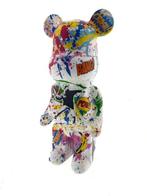 Koen Betjes (1992) - Banksy Street Ceramic Bear, Antiek en Kunst