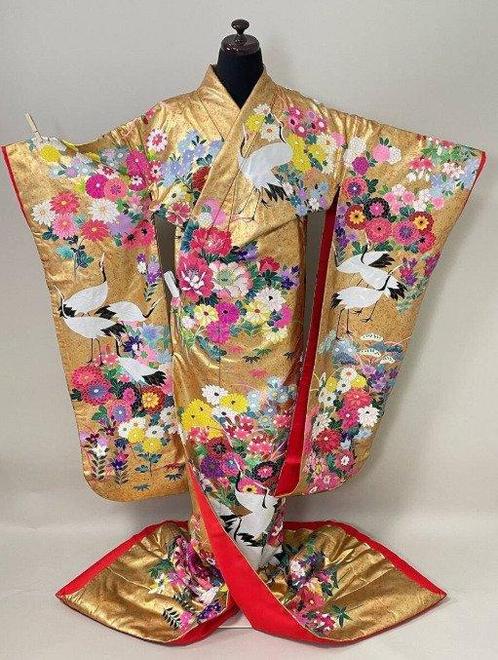 Uchikake Wedding Kimono – Yuzen-kunstenaar Akira, Antiek en Kunst, Antiek | Overige Antiek