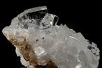 Fluoriet . Zeldzame hyaliene kristallen met grote