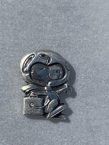 NASA Silver Snoopy Award - Variant 16 - 1960-1970