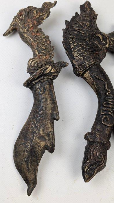 Religeuse wapens Bijl , Dolk en armband - khmer - Cambodja, Antiek en Kunst, Kunst | Niet-Westerse kunst