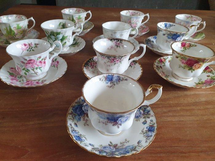 Royal Albert - Kop en schotel (10) - Porselein, Glazuur,, Antiek en Kunst, Antiek | Meubels | Tafels