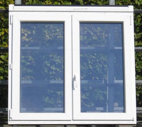 pvc raam , chassis , venster 125 x 120 wit / zwart ral 9004, Doe-het-zelf en Bouw, Raamkozijnen en Schuifdeuren, Inclusief glas