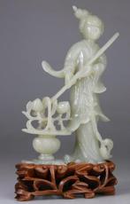 Kwanyin en palissander basis - Pierre beeldhouwde Jade (niet, Antiek en Kunst