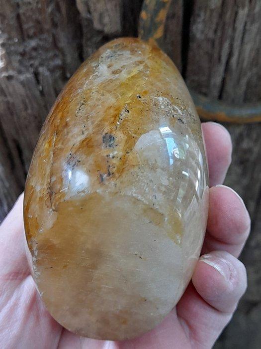 Prachtige grote Golden Healer edelsteen sculpturen - Hoogte:, Verzamelen, Mineralen en Fossielen