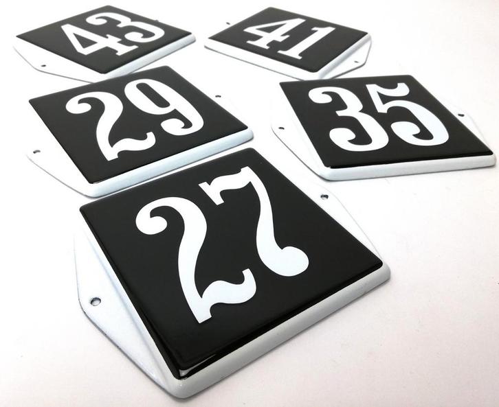 Emaille huisnummer arbeidershuis, Verzamelen, Merken en Reclamevoorwerpen, Verzenden