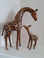 Beeld, Giraffe met kalf - 41.5 cm - Leder, Antiek en Kunst