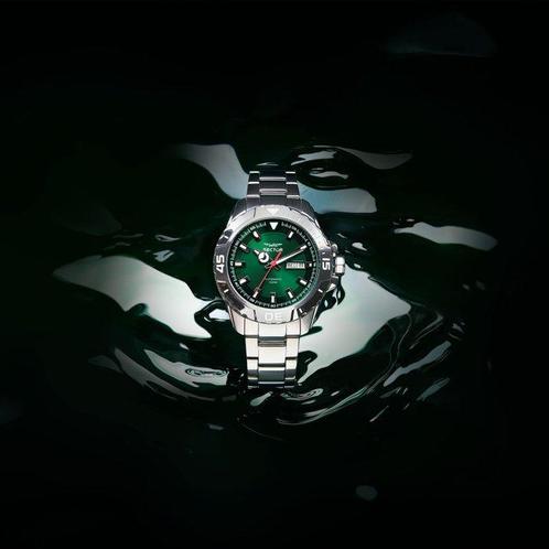 Sector - Legend - Automatic - Green - Super Luminous - 43 mm, Handtassen en Accessoires, Horloges | Heren