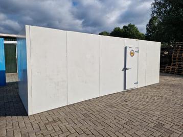 Koelcel 616 x 196 x 218 cm