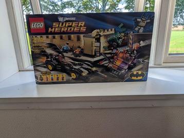 Lego Set - 6864 - DC Super Heroes - 6864 Batmobile and
