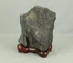 Steen - Suiseki Stone 5,9 kg met houten standaard - Shwa