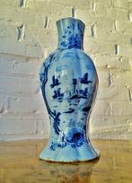 18e-eeuwse Delfts Blauwe vaas met dorpslandschap - Vaas -, Antiquités & Art, Antiquités | Verre & Cristal