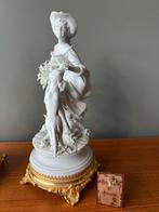 Capodimonte - Beeldje - jager en herderin (2) - bisquit, Antiek en Kunst
