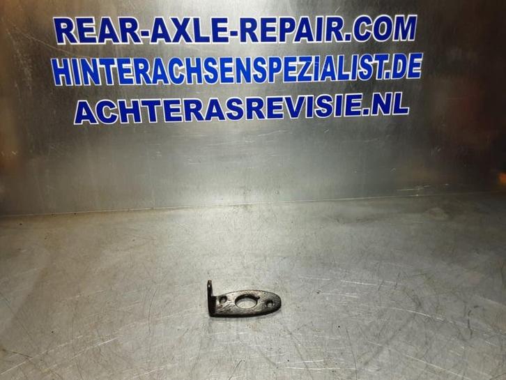 Beugel van een startmotor (CIH motor). (motorruimte), Auto-onderdelen, Motor en Toebehoren, Gebruikt, Universele onderdelen, Verzenden